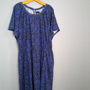 Lane Bryant Blue Paisley Ruched Fabric Top